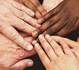 S'investir dans des actions solidaires